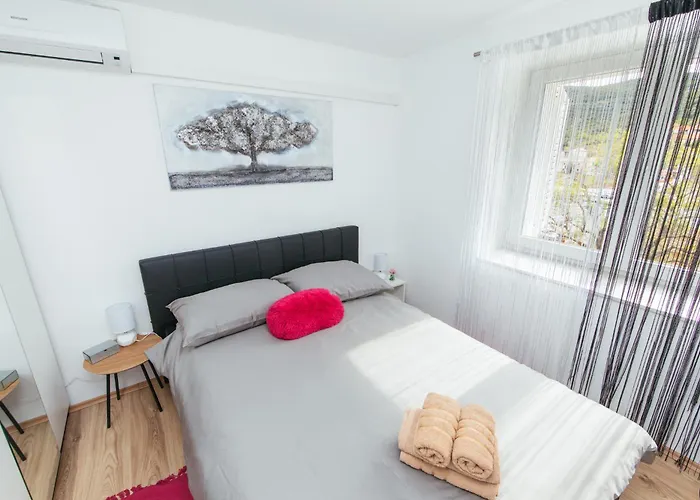 Gracia * Luka (Dugi Otok)